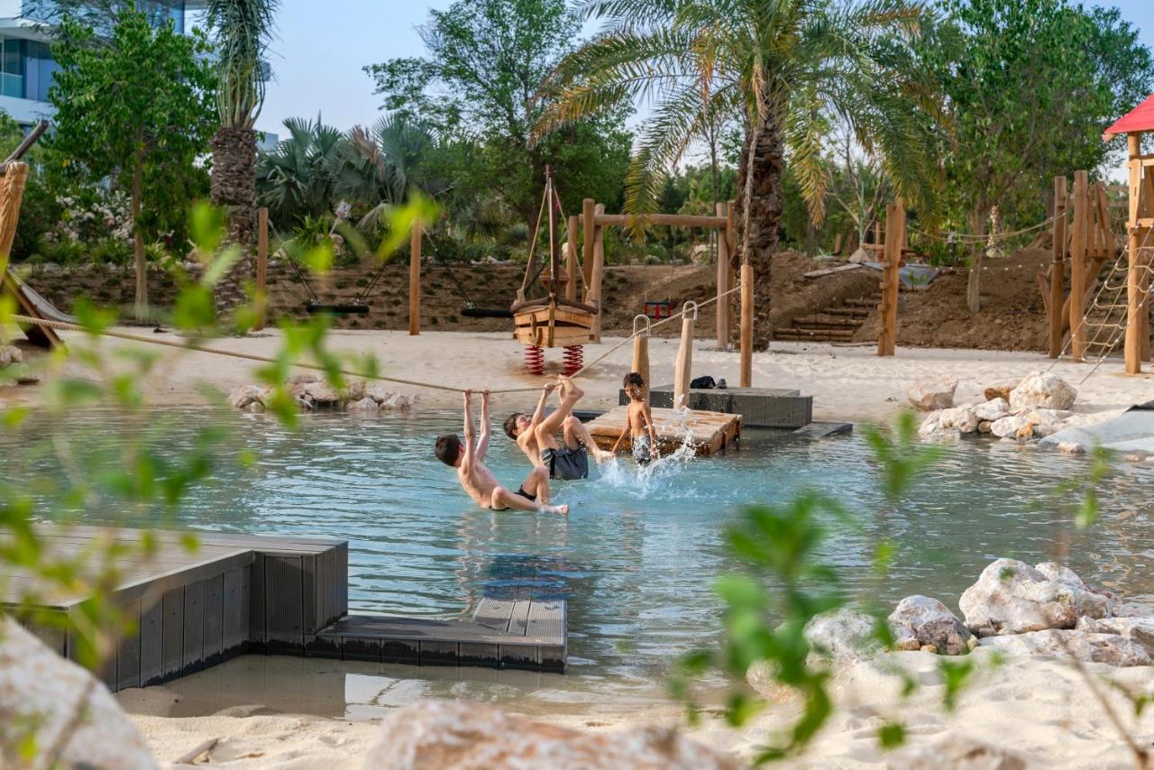 Zaya Al Barari Hotel Living Дубай Екстериор снимка